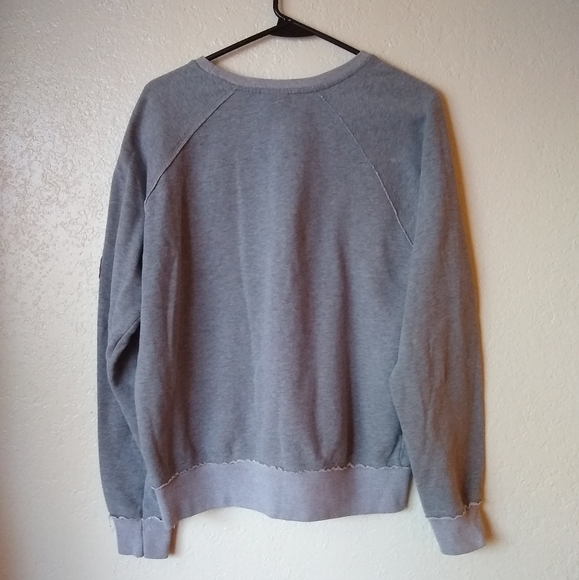 Harry Potter Gryffindor Universal Studios Pullover - Picture 2 of 7